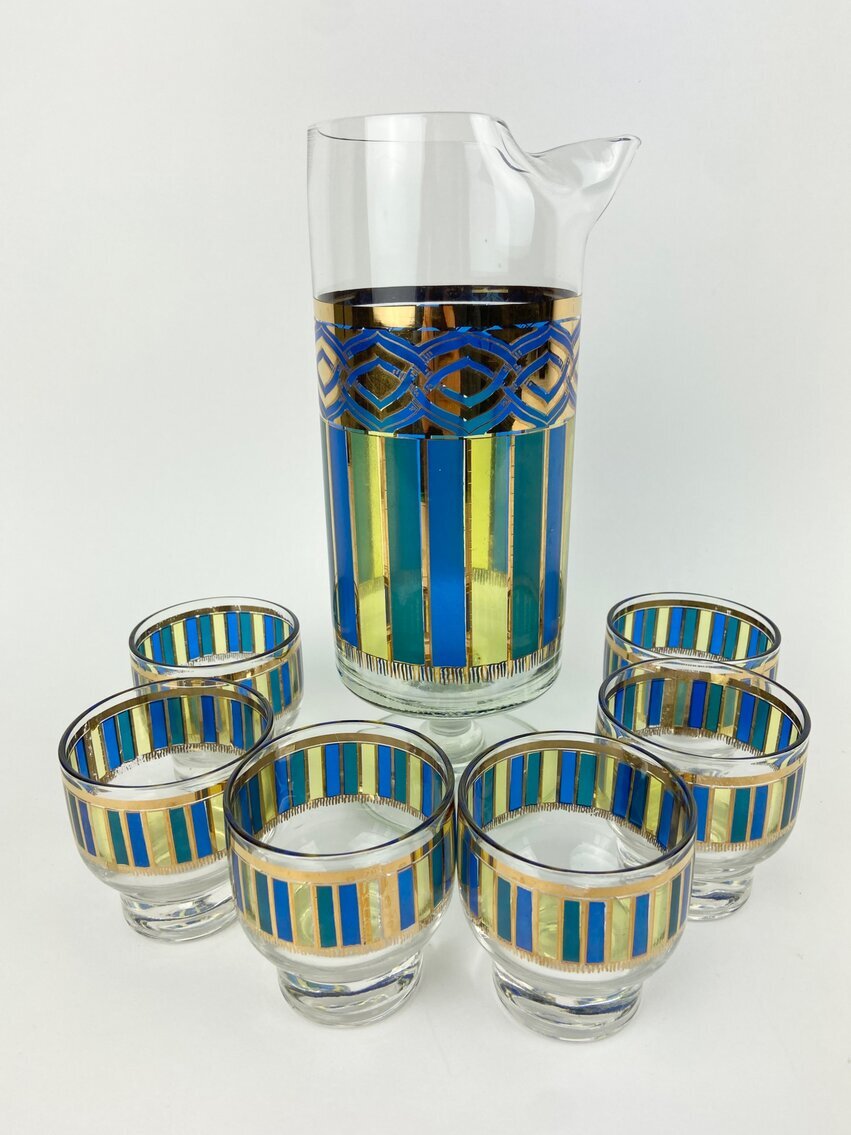 Image for Vintage and Antique Extravaganza: A Diverse Collection of Collectibles