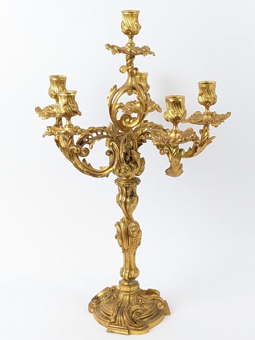 Image for Vintage and Antique Extravaganza: A Diverse Collection of Collectibles