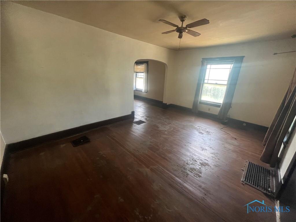 Image for MINIMUM BID AUCTION $14,000! 2 Stratton St