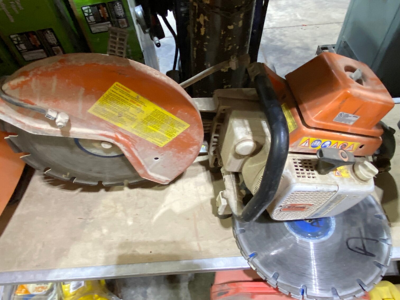 Burgettstown, PA HUGE Equipment & Construction Tools Equipment Auction!