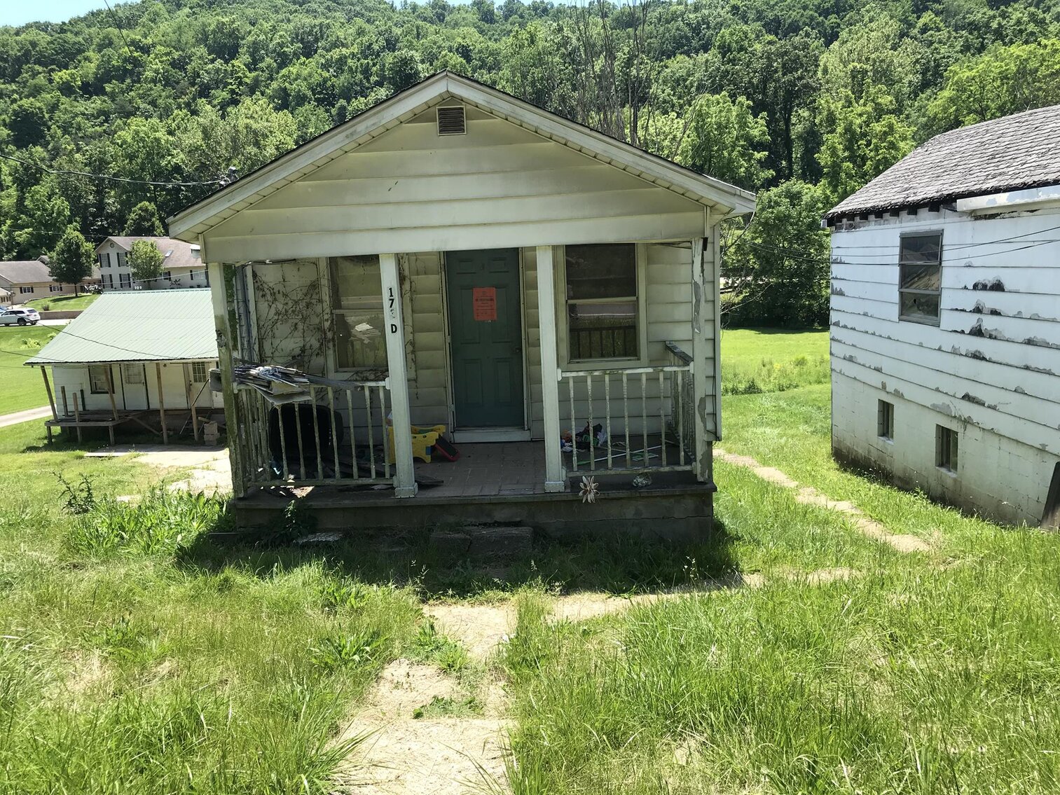 Image for SOLD - 2 Homes in Nitro Selling to the Highest Bidder