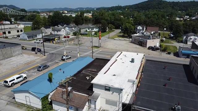 Image for SOLD $143,000 - Commercial Building with Apartments on MacCorkle Avenue