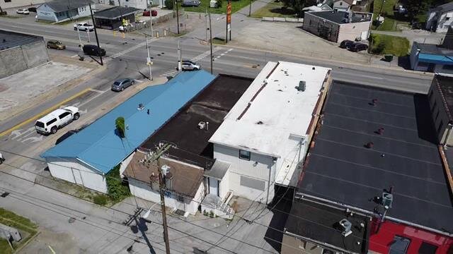 Image for SOLD $143,000 - Commercial Building with Apartments on MacCorkle Avenue