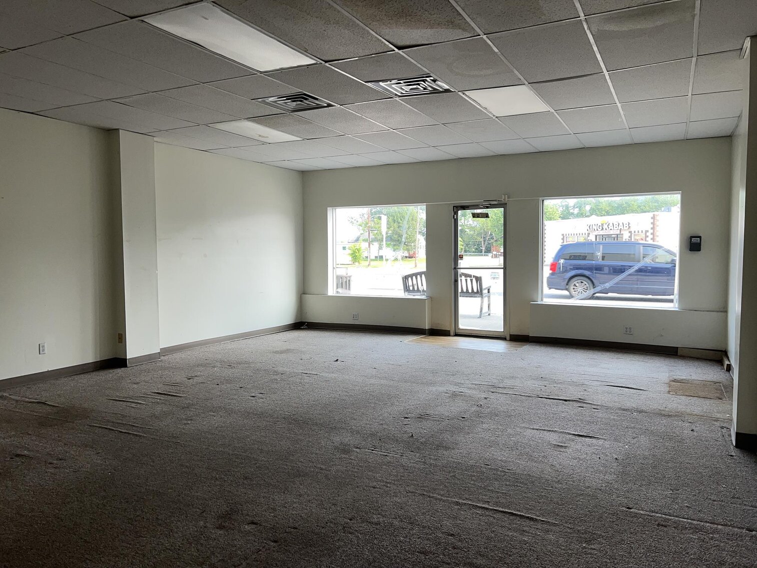 Image for SOLD $143,000 - Commercial Building with Apartments on MacCorkle Avenue