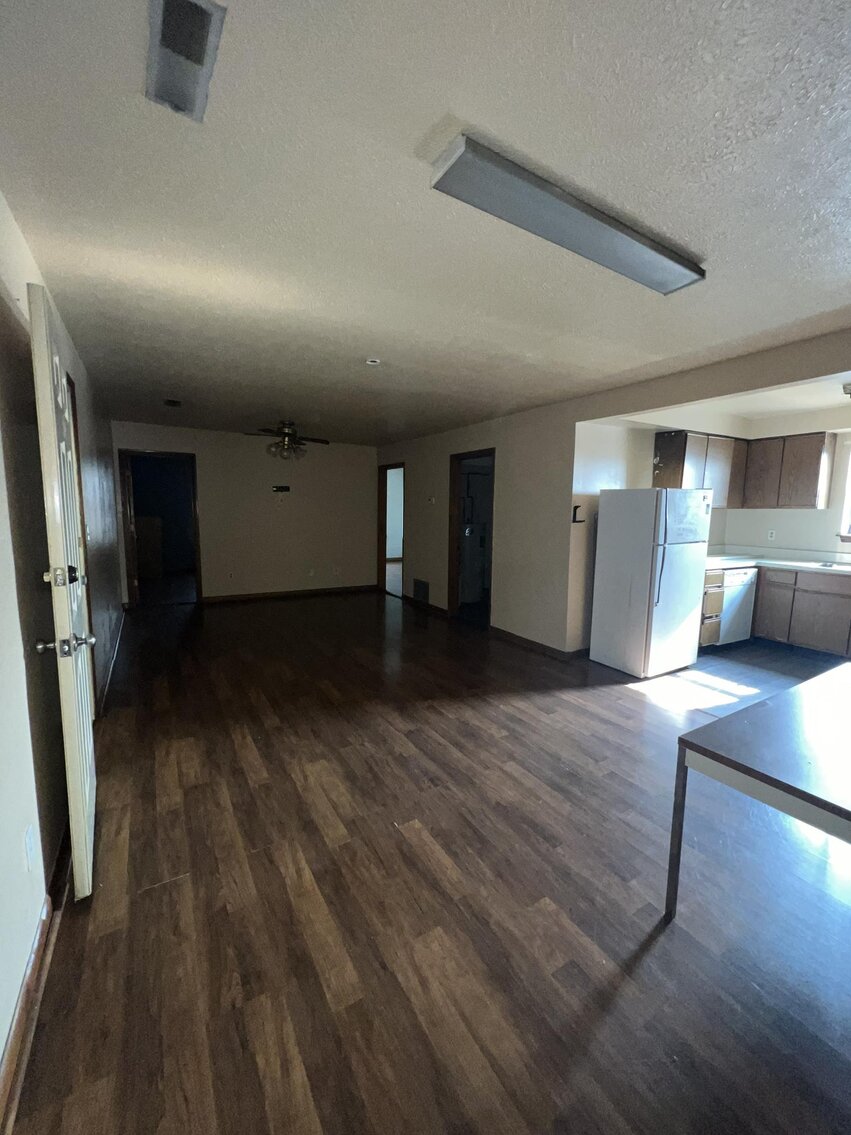 Image for SOLD $143,000 - Commercial Building with Apartments on MacCorkle Avenue