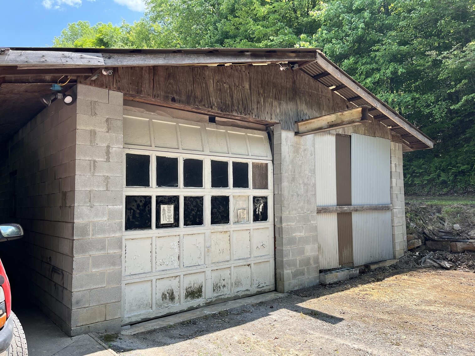 Image for SOLD $93,500 - Move-in Ready 5 Bedroom on 1.63 Acres