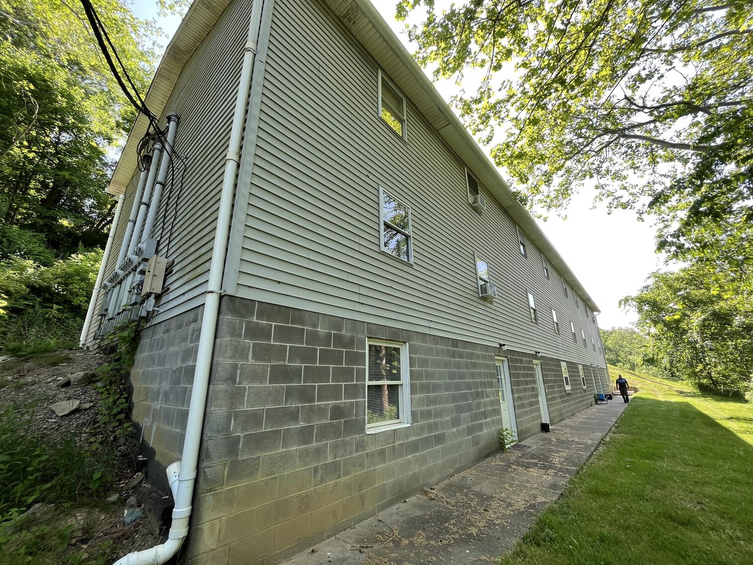 Image for SOLD $2,242,900 - Apartment Complex with Major Cash Flow near West Liberty University