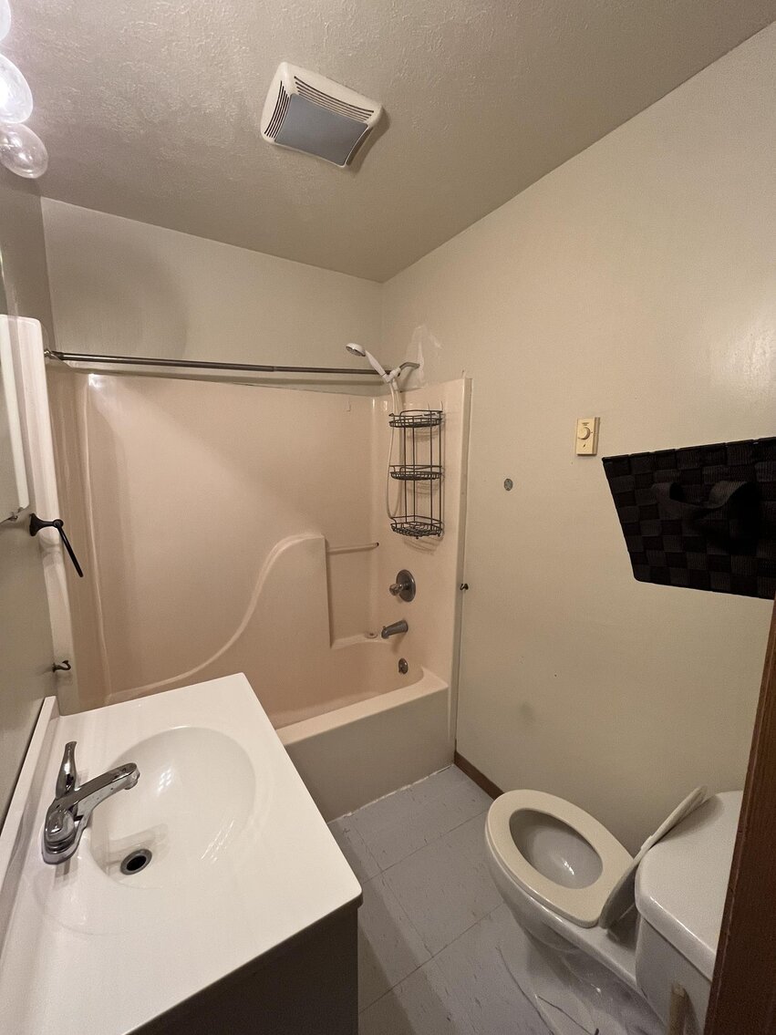 Image for SOLD $2,242,900 - Apartment Complex with Major Cash Flow near West Liberty University