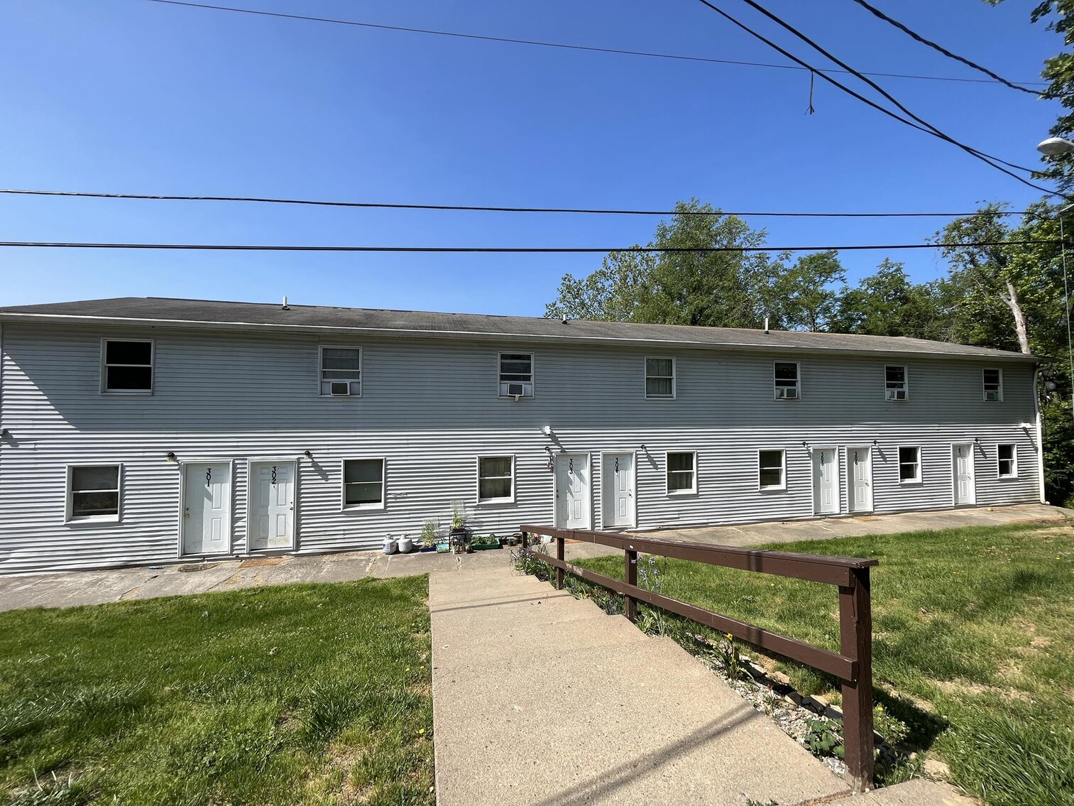 Image for SOLD $2,242,900 - Apartment Complex with Major Cash Flow near West Liberty University