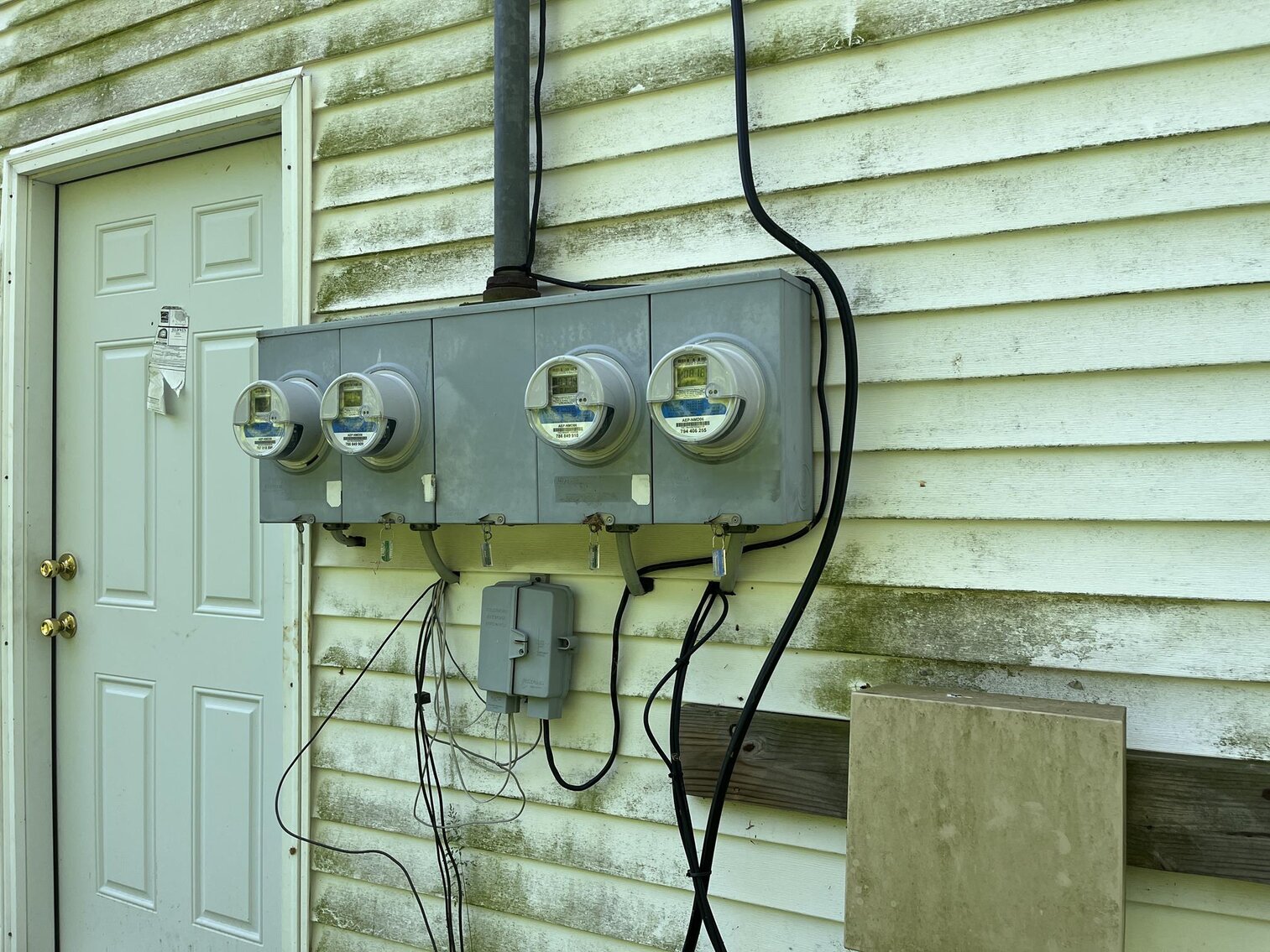 Image for SOLD $2,242,900 - Apartment Complex with Major Cash Flow near West Liberty University