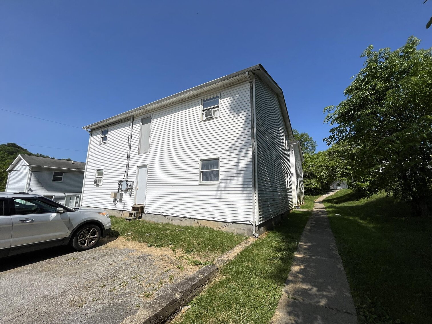 Image for SOLD $2,242,900 - Apartment Complex with Major Cash Flow near West Liberty University