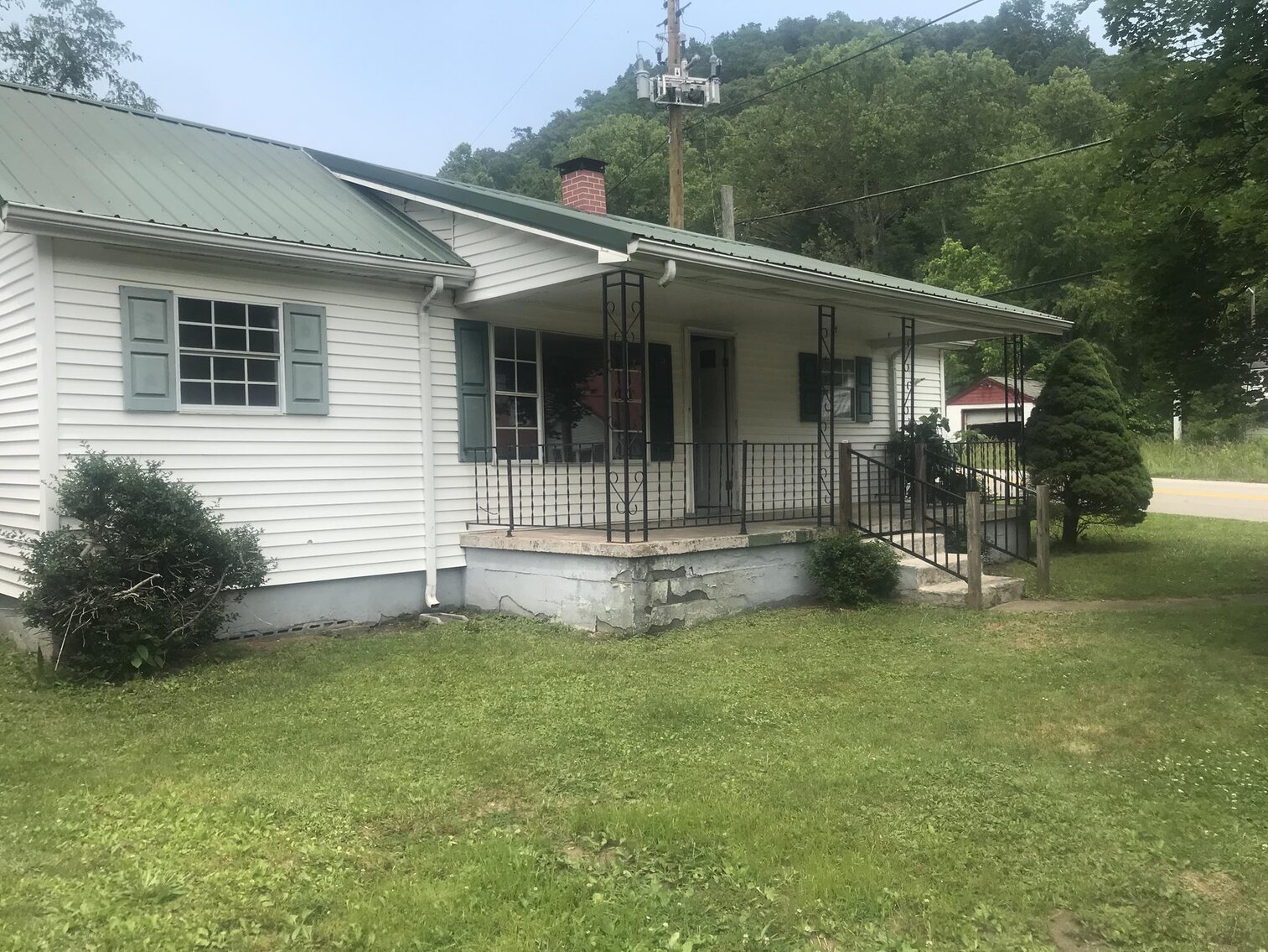 Image for SOLD $29,700 - 2 Bedroom Charleston Home