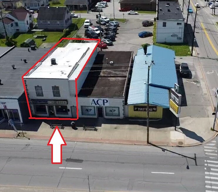 Image for SOLD $143,000 - Commercial Building with Apartments on MacCorkle Avenue