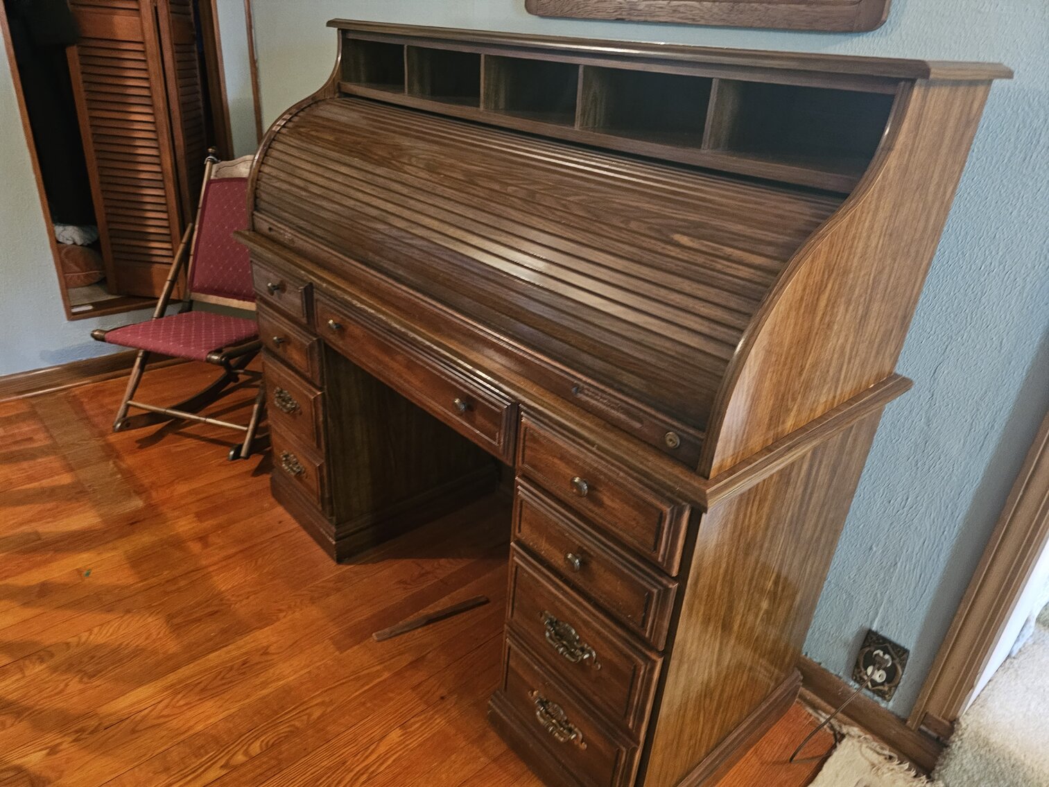 Image for Beckley, WV – Blenko Glass, Fenton Glass, Furniture, Tools, and Much More!