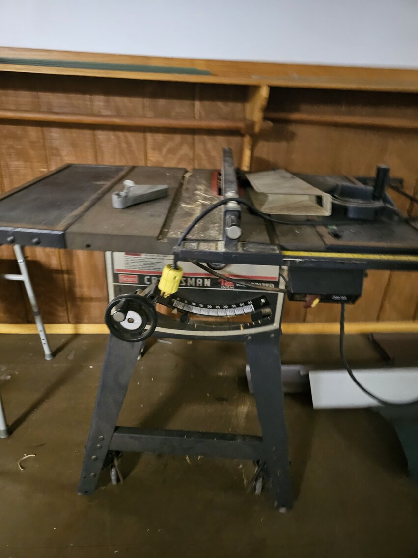 Image for Beckley, WV – Blenko Glass, Fenton Glass, Furniture, Tools, and Much More!