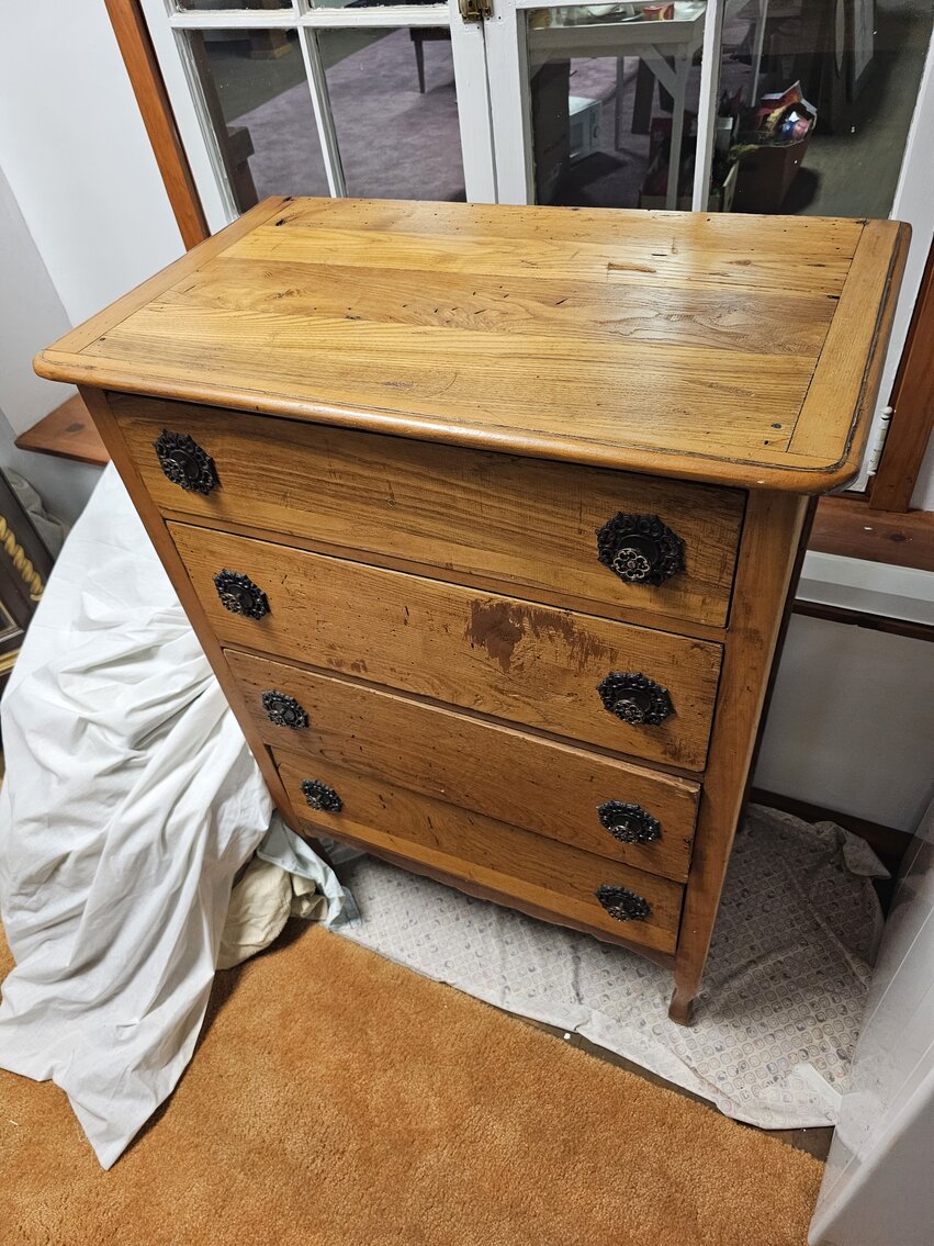 Image for Beckley, WV – Blenko Glass, Fenton Glass, Furniture, Tools, and Much More!