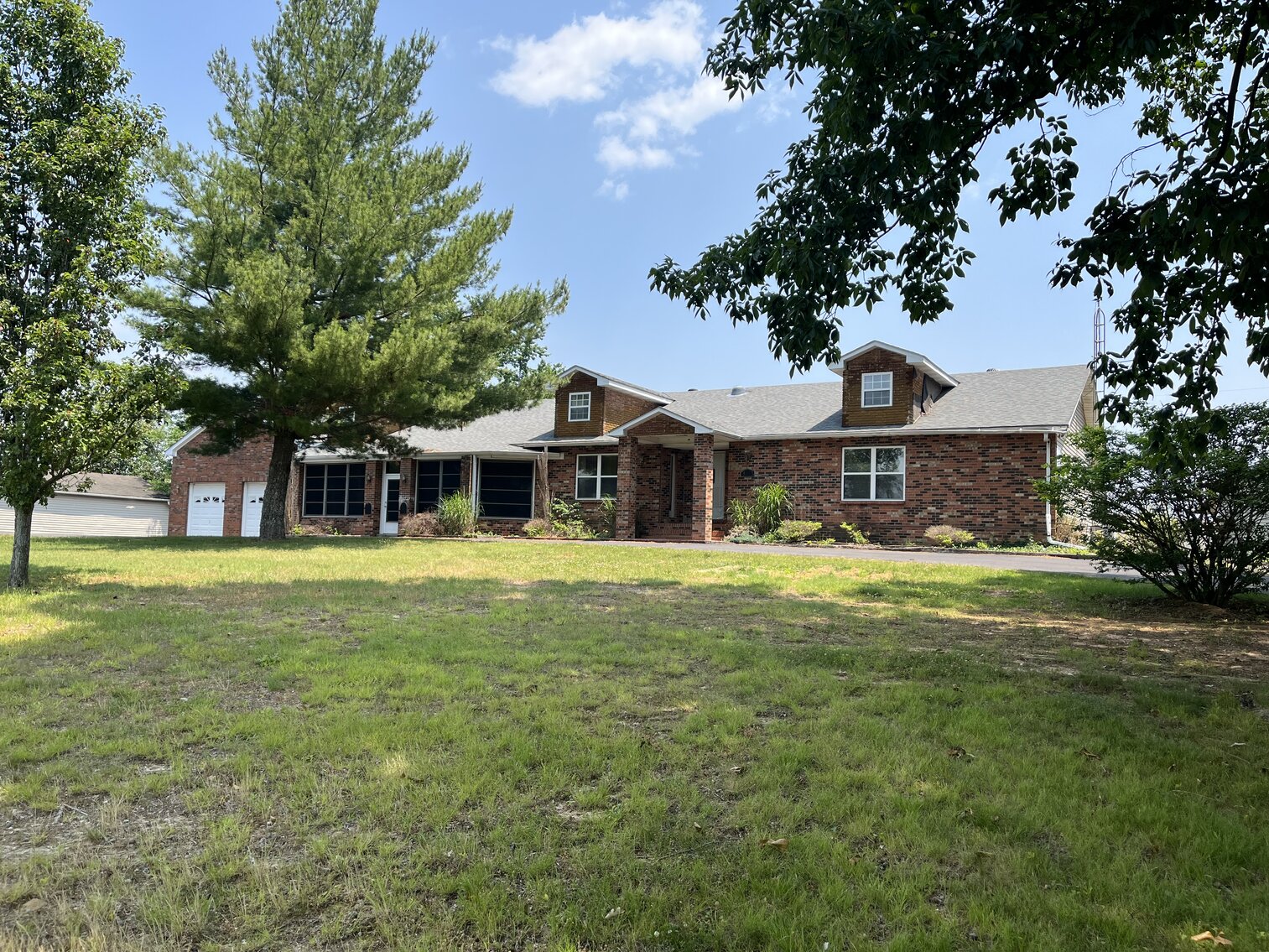 Image for Estate Auction, Real Estate & Personal Property, 848 Anna Sandhill Rd. Warren County KY