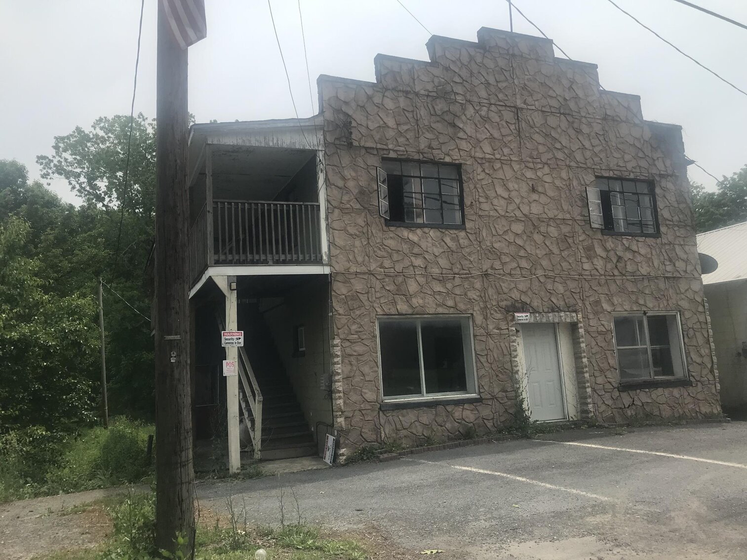 SOLD Apartment Building in Rupert Selling to the Highest Bidder