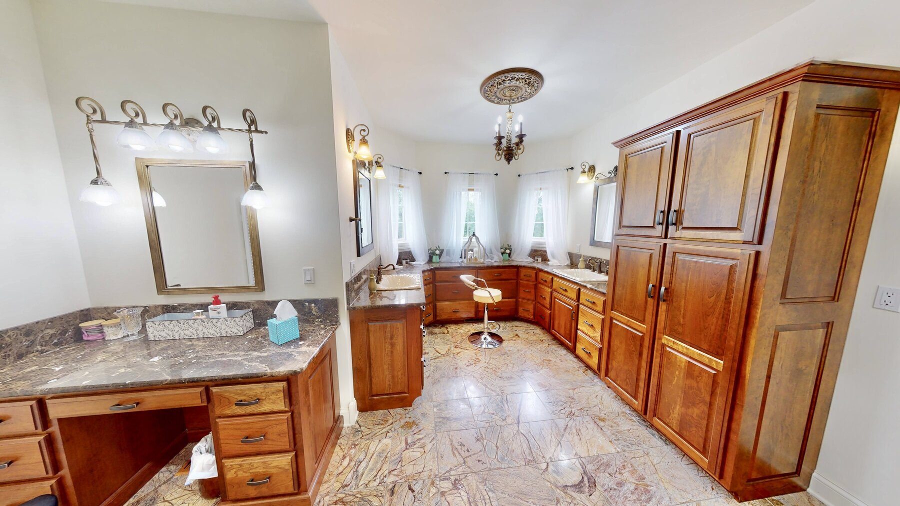 Image for Lakeside Venue Auction