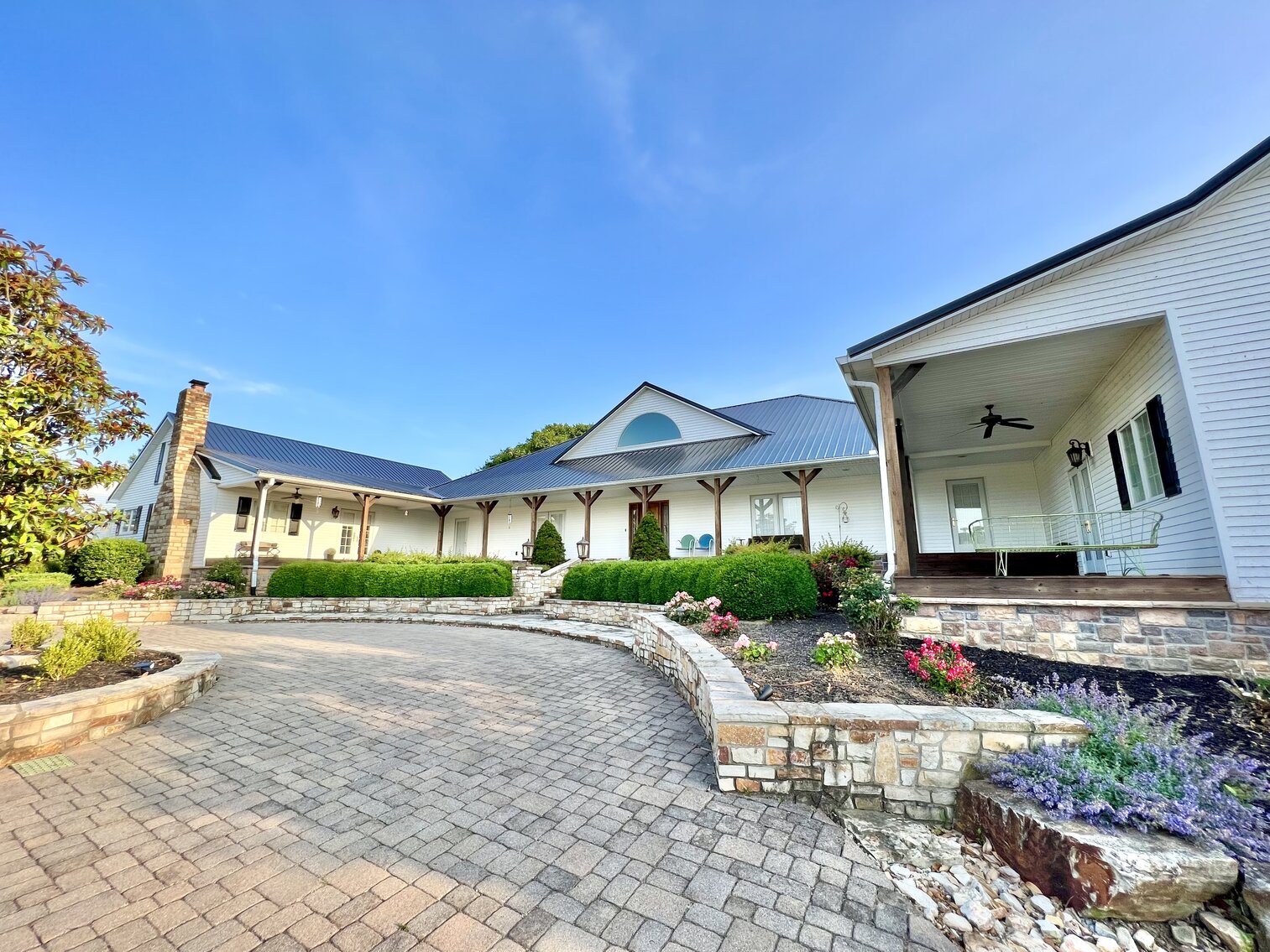 Image for Lakeside Venue Auction