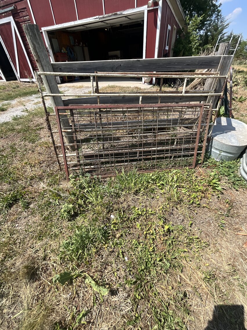 Image for Gaylene and the late Robert Jeffries Estate Auction