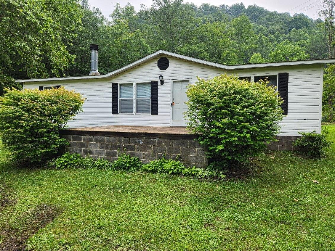 Russell County, VA House & 6.56 Acres