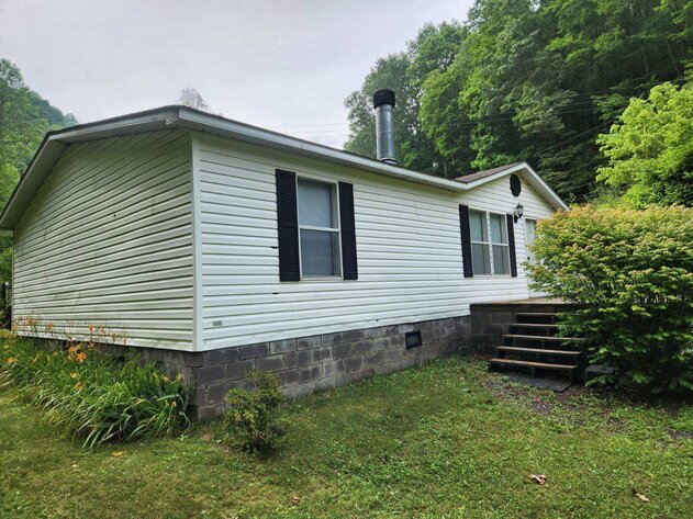 Image for Russell County, VA House & 6.56 Acres Auction