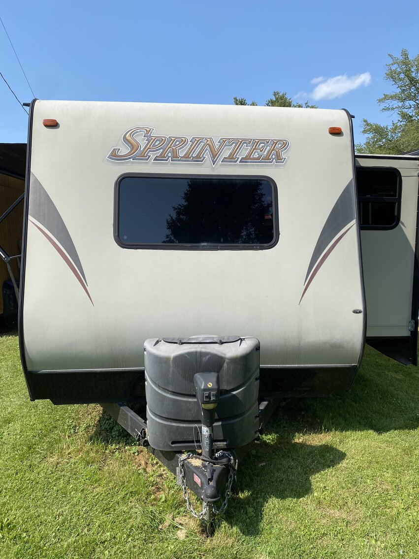 Image for Beckley, WV – 2016 Keystone Sprinter Campfire 29FK – Sells to Highest Bidder!