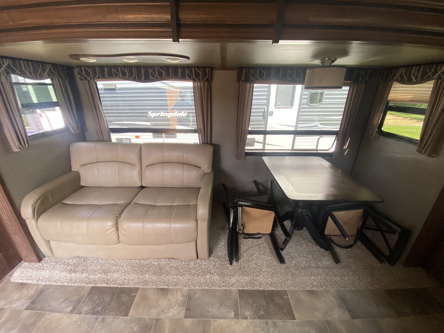 Image for Beckley, WV – 2016 Keystone Sprinter Campfire 29FK – Sells to Highest Bidder!