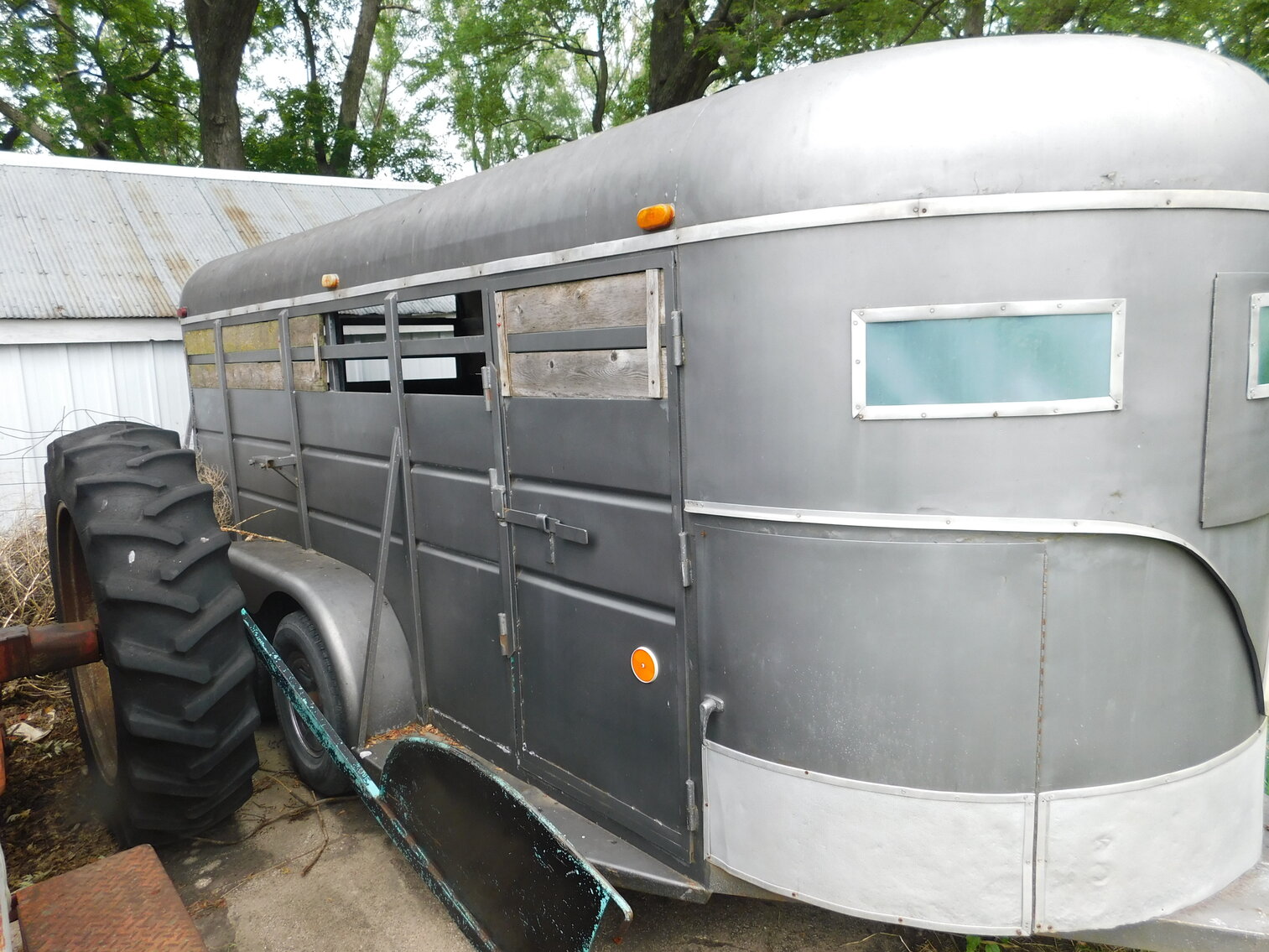 Image for Shirley and The Late Paul Wolf Downsizing Auction