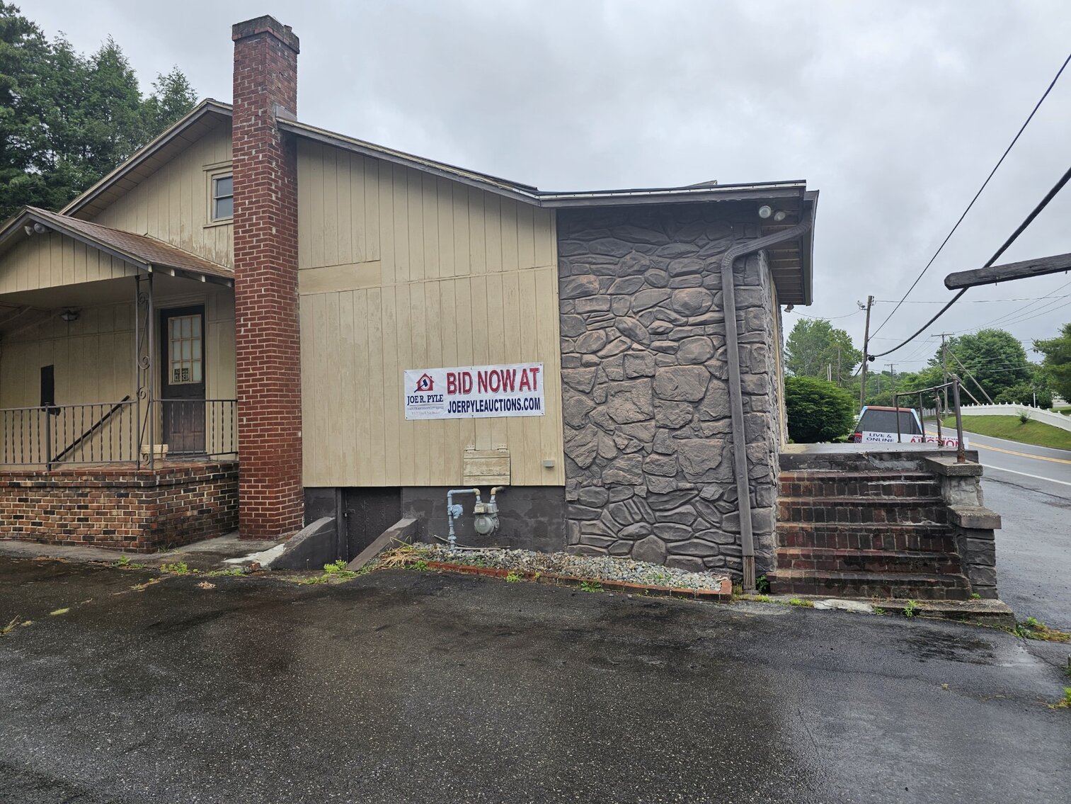 Image for SOLD $277,750 - Two Homes and Commercial Building in Beckley Selling to The Highest Bidder