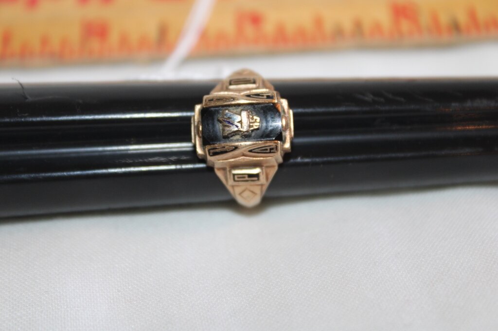 Image for Household, Collectibles, Jewelry & More