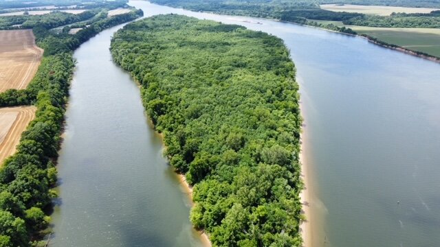 Image for Diamond Island - 161 acre island on the Tennessee River in Hardin County, TN