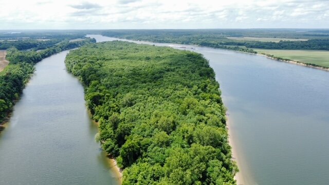Image for Diamond Island - 161 acre island on the Tennessee River in Hardin County, TN