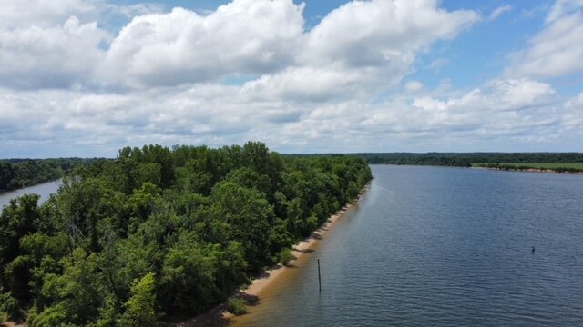 Image for Diamond Island - 161 acre island on the Tennessee River in Hardin County, TN