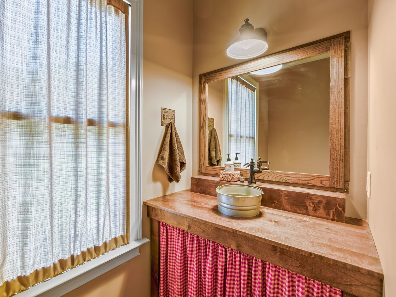 Image for Williamson County Farm - 25.4 acre Farmstead - House w/6,840 sq ft  - New Workshop Barn