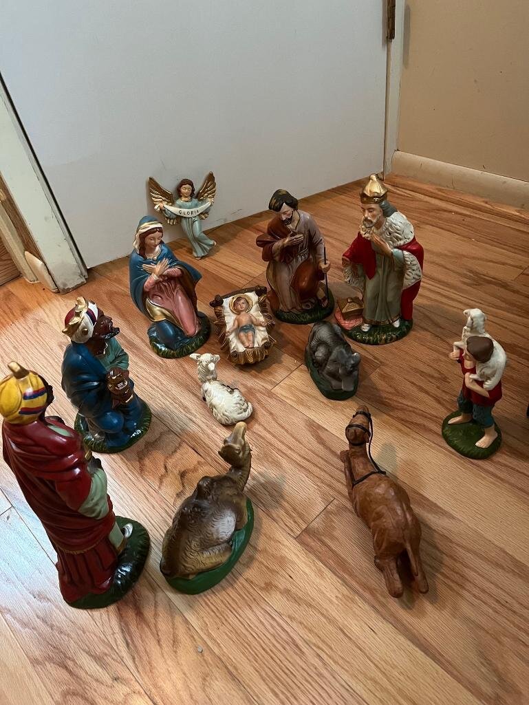 Image for District 66 / Happy Hollow Country Club Area Estate - Timed Antique Auction