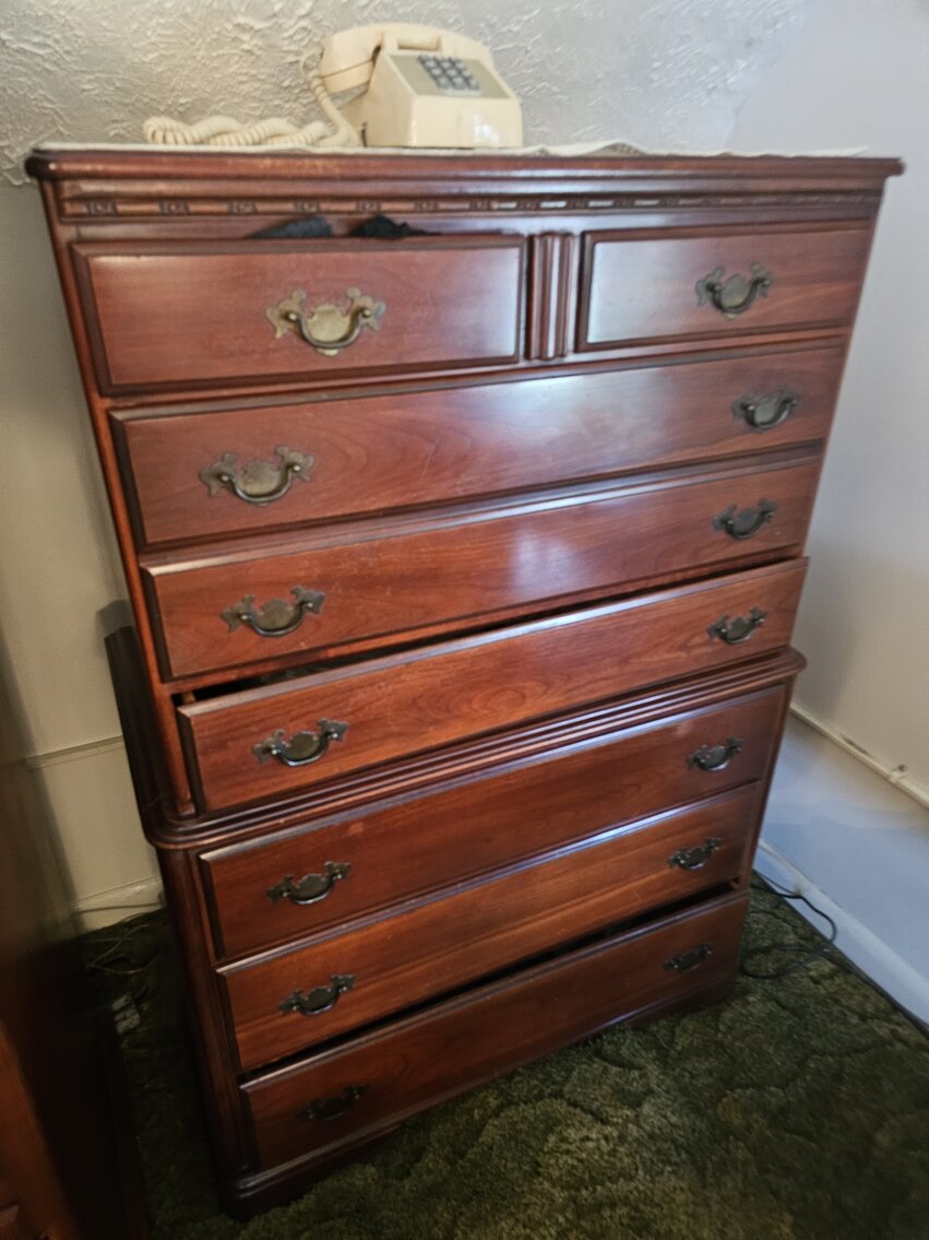 Image for Huntington, WV – P. Buckley Moss Art Prints, Furniture, Antiques, and More!