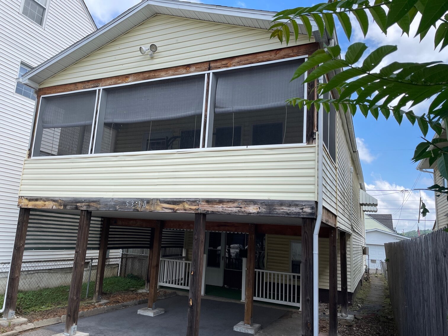 Image for SOLD $69,300 - 2 Bedroom Raised Ranch in South Charleston