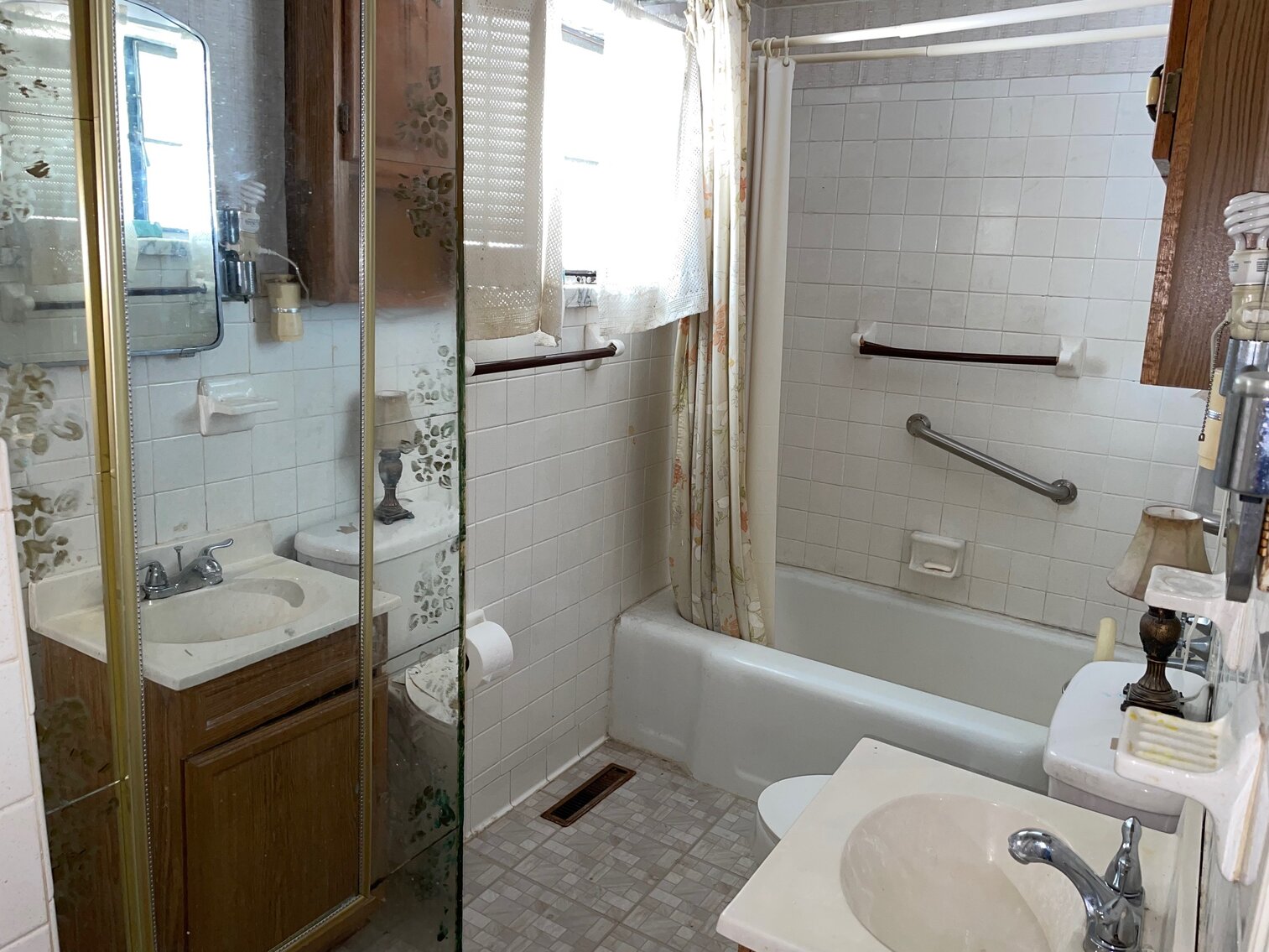 Image for SOLD $69,300 - 2 Bedroom Raised Ranch in South Charleston