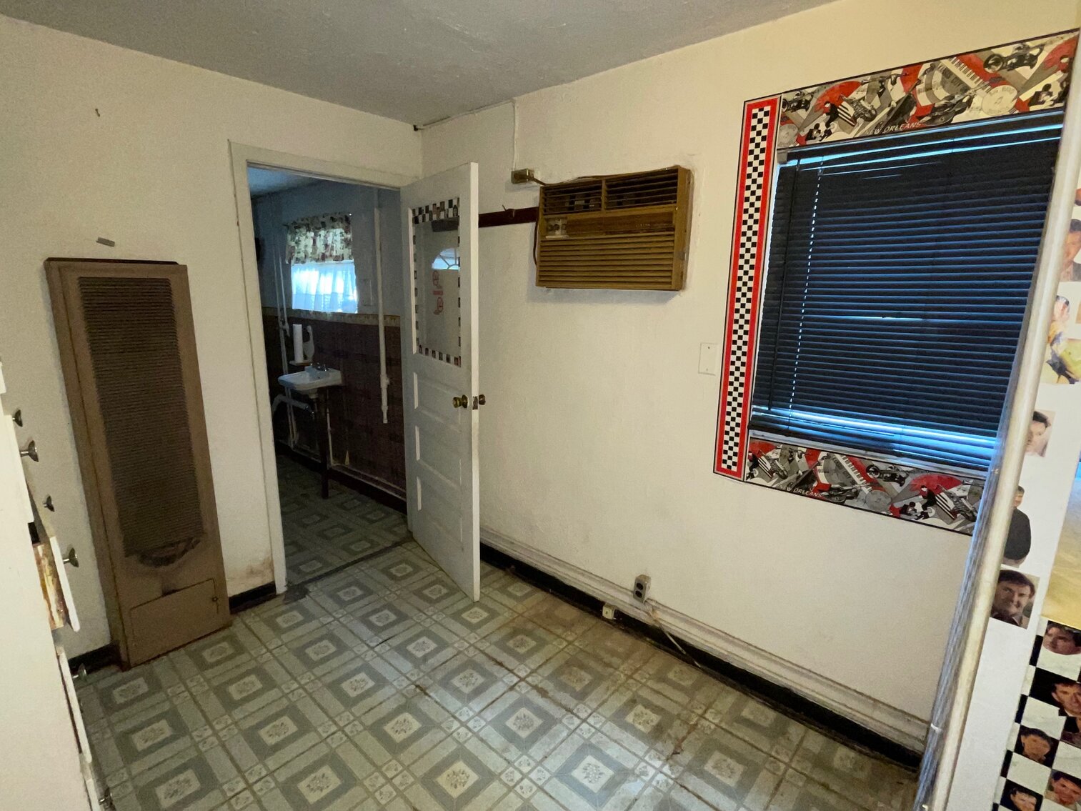 Image for SOLD $69,300 - 2 Bedroom Raised Ranch in South Charleston