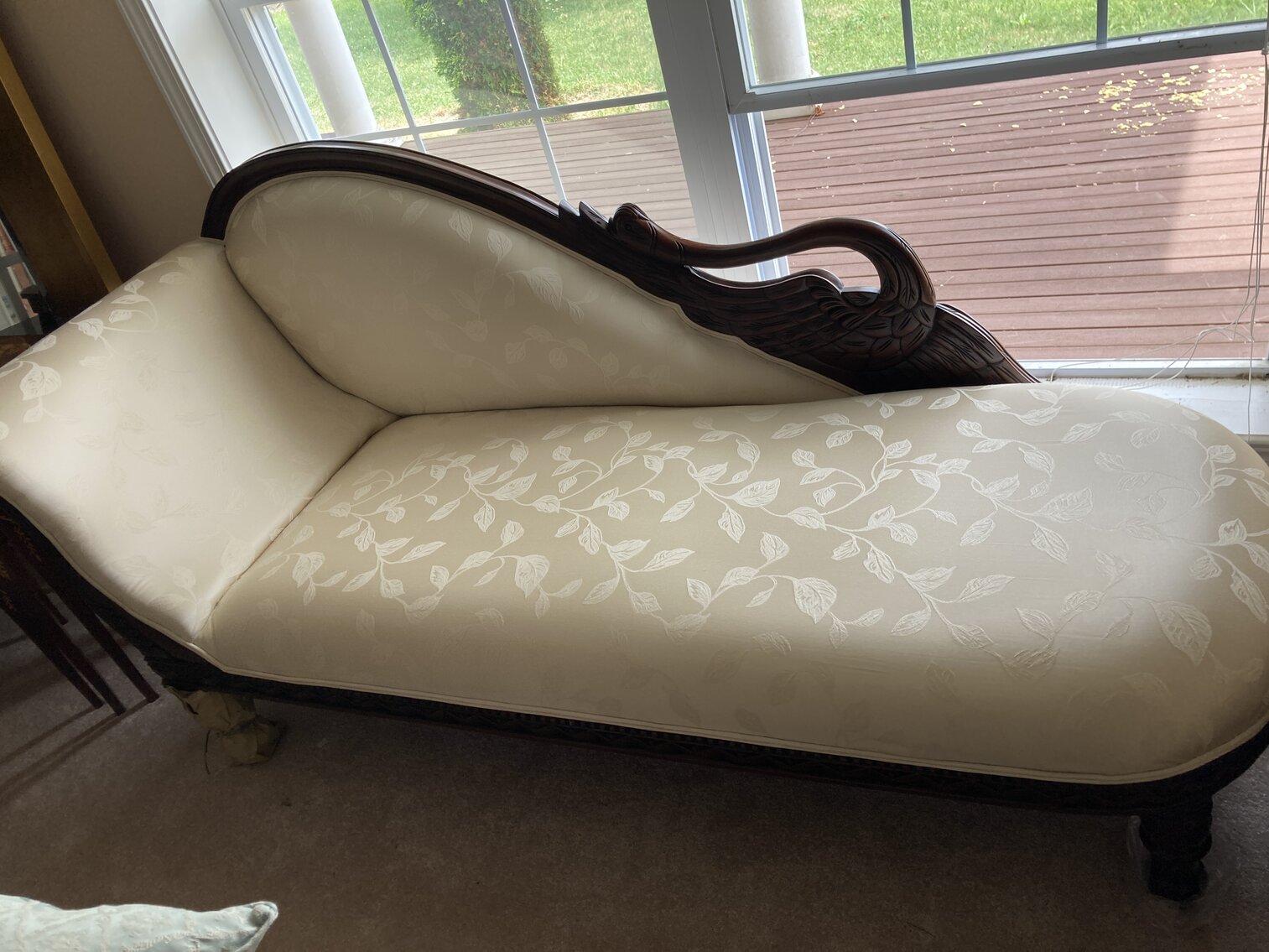 Image for Morgantown, WV – Complete Household Auction! Quality Home Furnishings & Décor, H&D Designs Weaving Loom & Supplies, Figurines, Glassware, China, and More!