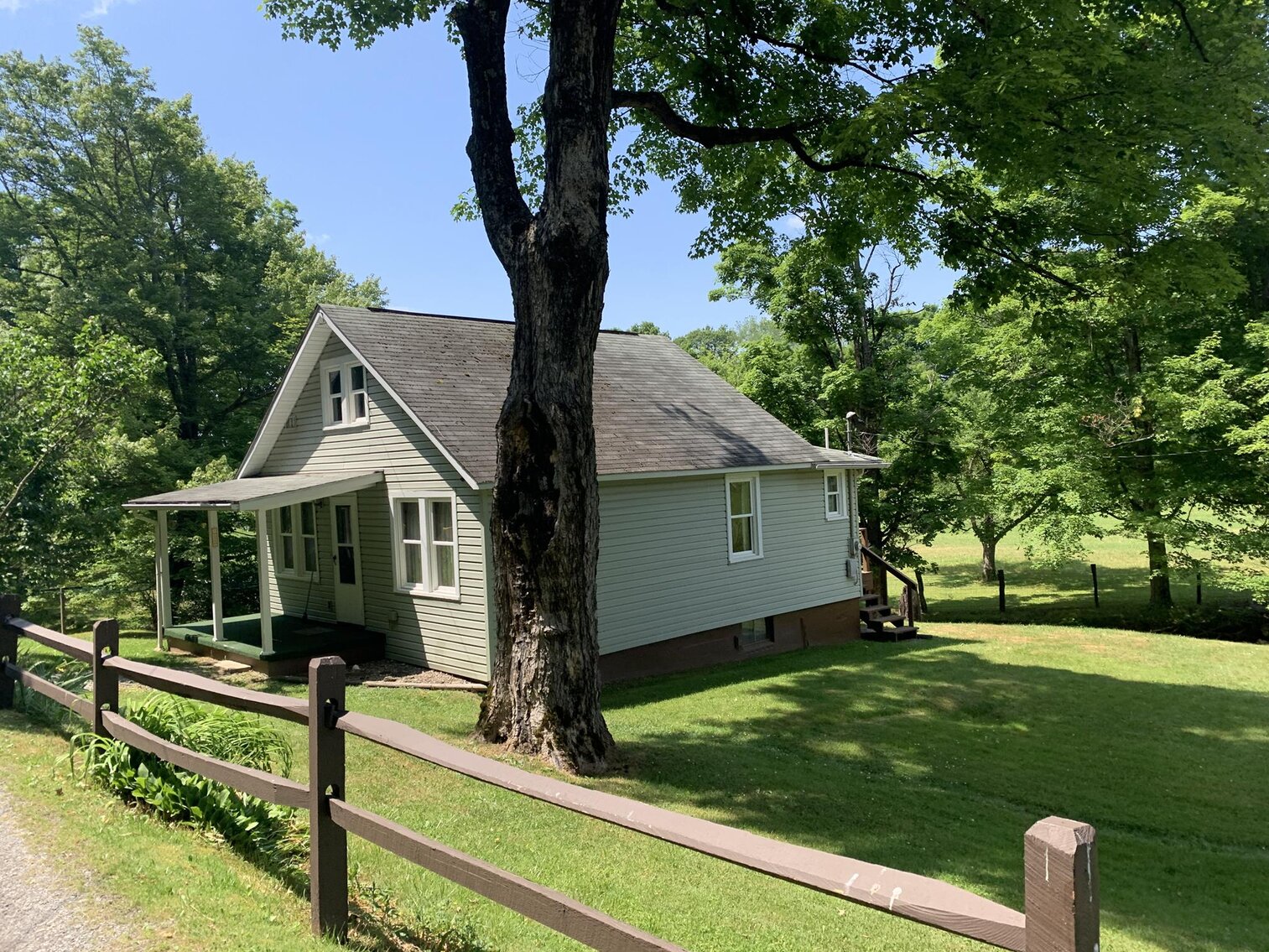 Image for SOLD $105,050 - 3 Bedroom Home with Large Detached Garage