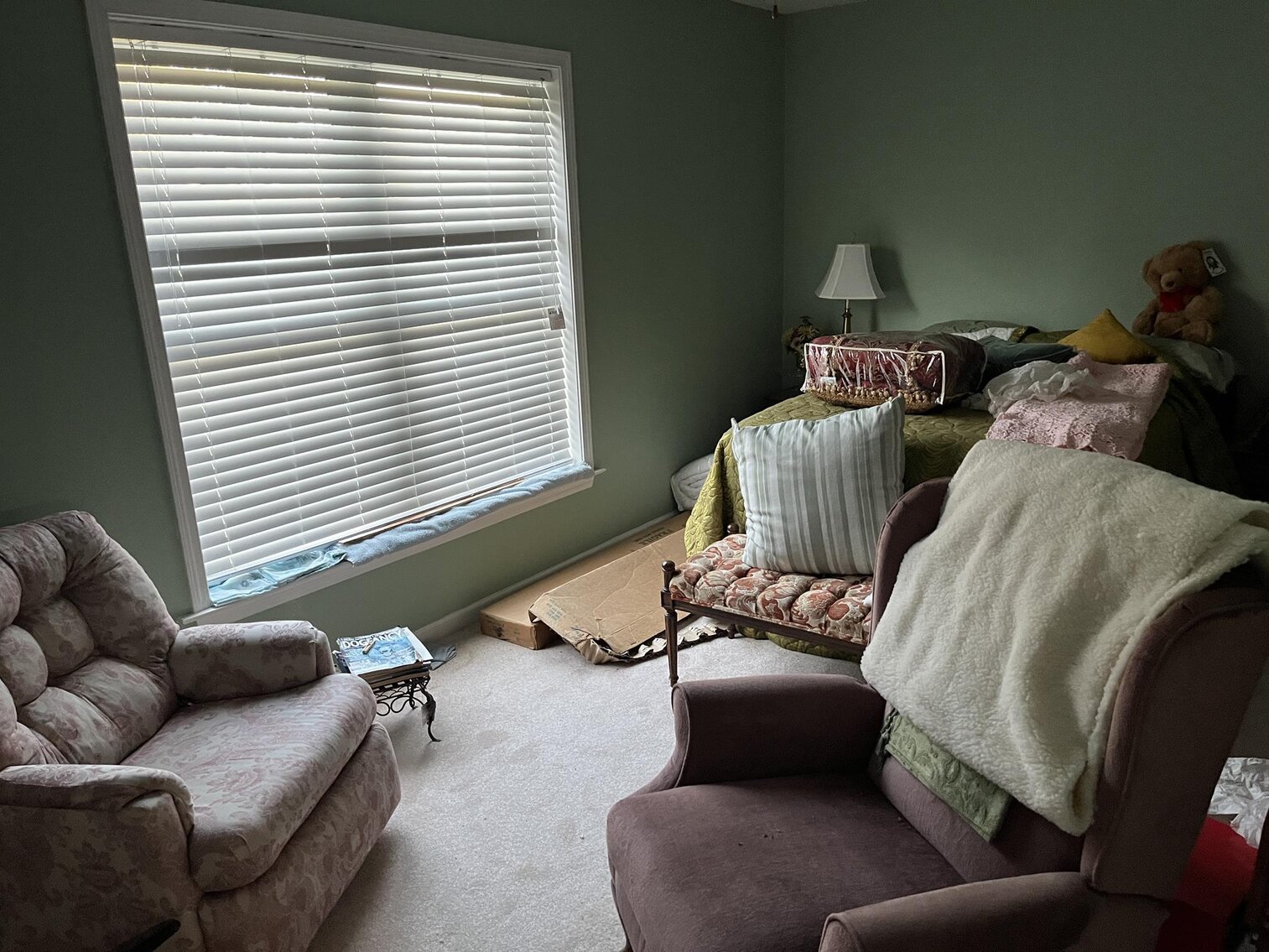 Image for SOLD $220,000 - Prominent 5 Bedroom in Brookhaven Selling to the Highest Bidder