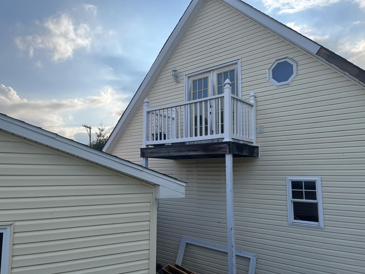 Image for SOLD $220,000 - Prominent 5 Bedroom in Brookhaven Selling to the Highest Bidder