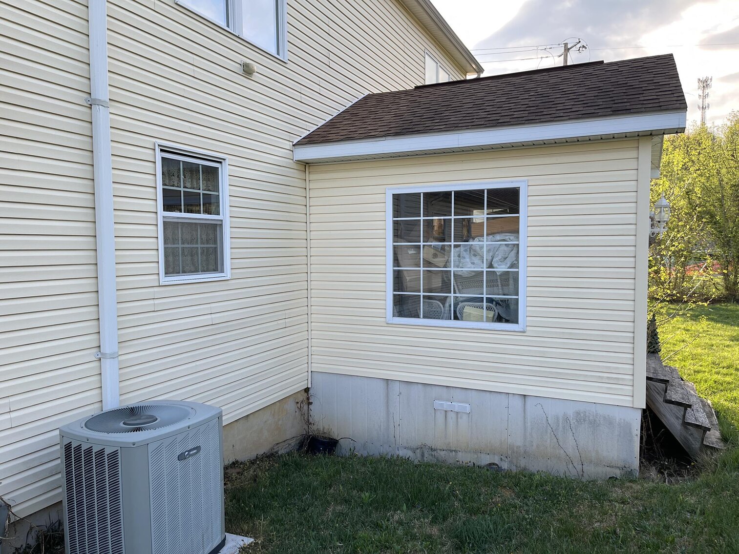 Image for SOLD $220,000 - Prominent 5 Bedroom in Brookhaven Selling to the Highest Bidder