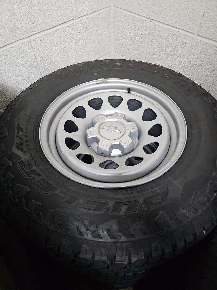 Image for Nitro, WV – Auto Parts Inventory Reduction Auction: Wheels, Tires, Running Boards, Hitches, and More!