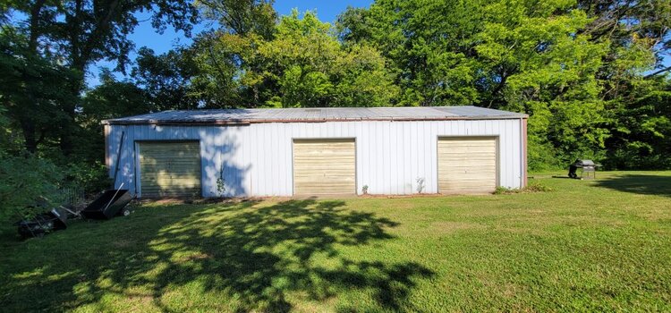 Image for Tracts: 1 & 2 Multi-Par 3 Bed, 2 Bath w/ Approx. 21.89 +/- Acres