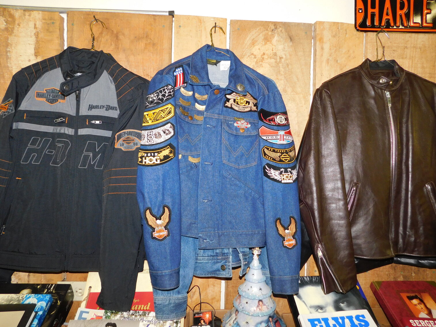 Image for Jane Lew, WV – Estate of Gary Ware: JD Lawn Tractors, Lawn Care Equipment, Tools, Trailer, Golf Cart, Home Furnishings, and More!