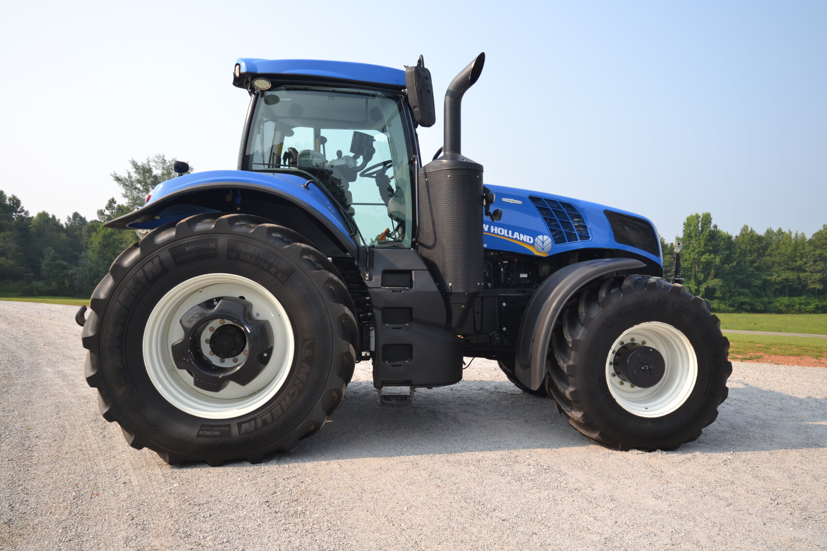 Image for 2016 NEW HOLLAND T8.435